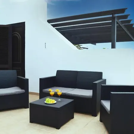 Timanfaya Heatable Pool, Afternoon Sun And Spacious Terrace Feriehus Playa Blanca (Lanzarote)